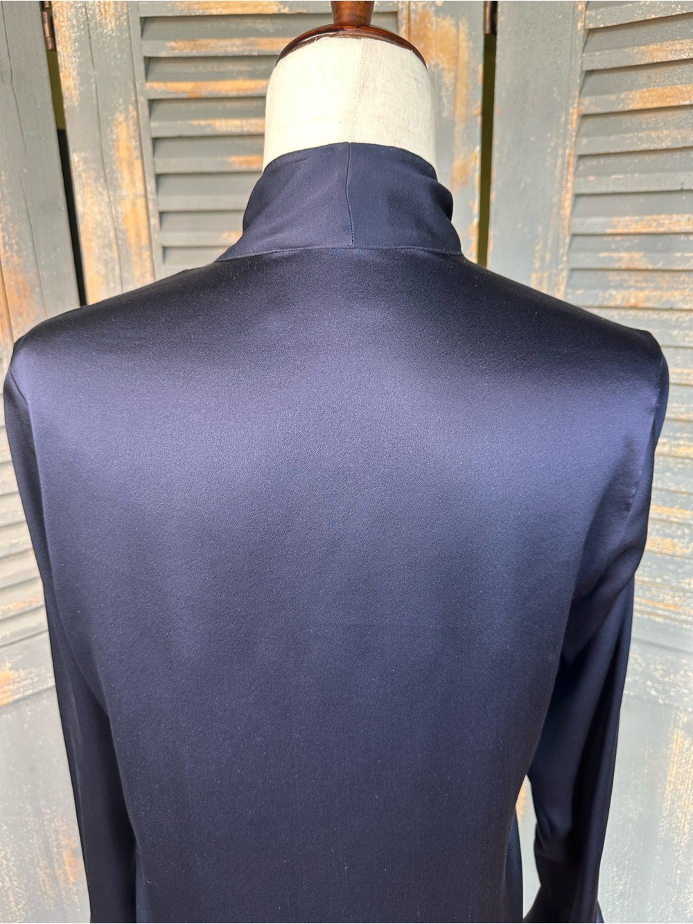 Ralph Lauren Vintage Silk Ruffled Blouse Icon Navy Sz 8 - Picture 11 of 15